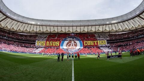 Tifo de los 115 a&ntilde;os de historia del Atl&eacute;tico