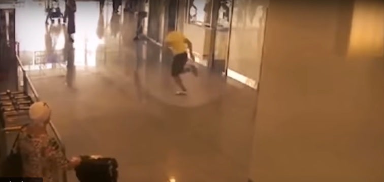 Manel Loureiro| La misteriosa desaparición de Lars Mittank hace cuatro años en el aeropuerto de Varna (Bulgaria) Manel Loureiro| La misteriosa desaparición de Lars Mittank hace cuatro años en el aeropuerto de Varna (Bulgaria)