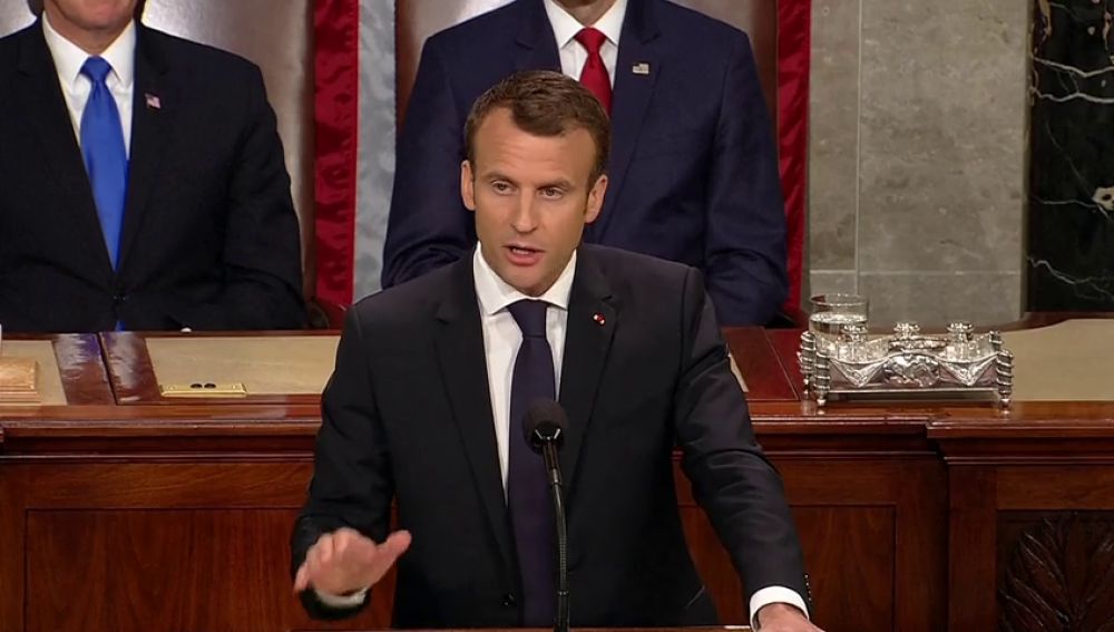 Macron advierte a EEUU de "la ilusión del nacionalismo" en su discurso ante el Congreso 