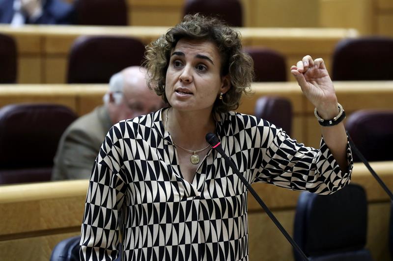Dolors Montserrat acusa a Sánchez de "pactar con aquellos que quieren romper España" para mantenerse en el Gobierno Dolors Montserrat acusa a Sánchez de "pactar con aquellos que quieren romper España" para mantenerse en el Gobierno