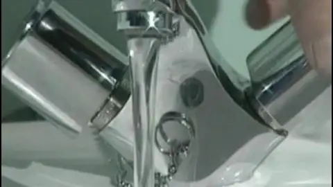 Nicolás Clavero defiende la legalidad en la subida del recibo del agua en Ciudad Real Nicolás Clavero defiende la legalidad en la subida del recibo del agua en Ciudad Real