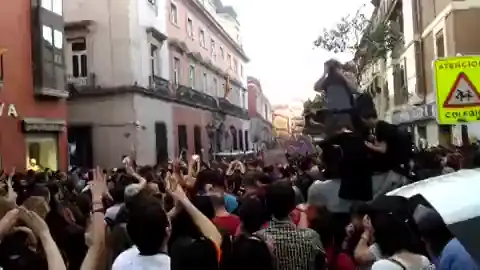 Miles de personas abarrotan las calles de Madrid por la sentencia de La Manada Miles de personas abarrotan las calles de Madrid por la sentencia de La Manada
