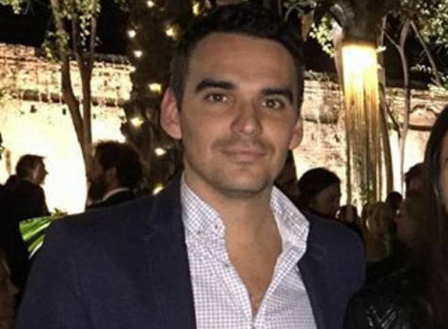 Hallan muerto al médico Pablo Escribano junto al cadáver de otro joven en un piso de Alcalá de Henares Hallan muerto al médico Pablo Escribano junto al cadáver de otro joven en un piso de Alcalá de Henares