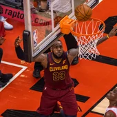 LeBron James, en acción ante los Raptors LeBron James, en acción ante los Raptors