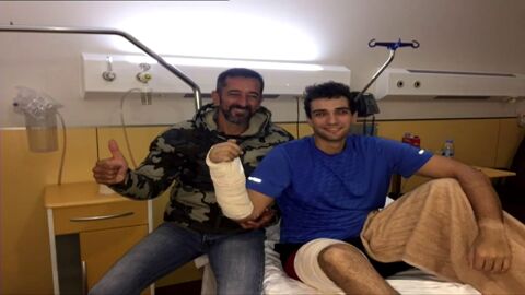 El Dr. Cavadas reimplanta la mano derecha al marine de EEUU que la perdi&oacute; en un accidente