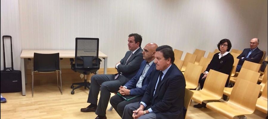 José Sepulcre, Antonio Rocamora y Juan Anguix, el día que declararon en la pieza de calificación del concurso de acreedores del Elche CF. José Sepulcre, Antonio Rocamora y Juan Anguix, el día que declararon en la pieza de calificación del concurso de acreedores del Elche CF.