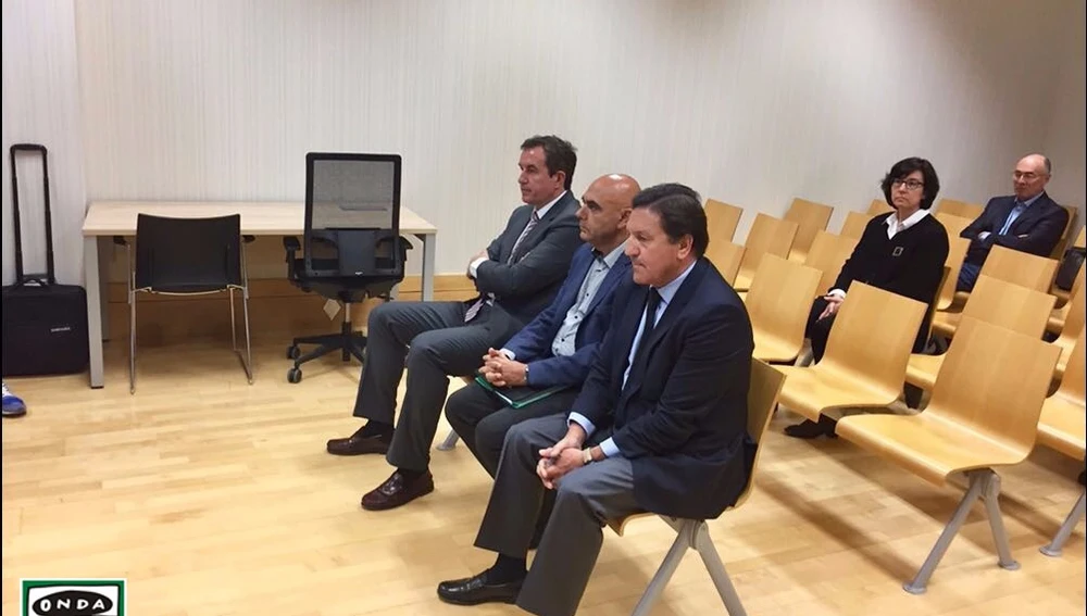 José Sepulcre, Antonio Rocamora y Juan Anguix, el día que declararon en la pieza de calificación del concurso de acreedores del Elche CF.