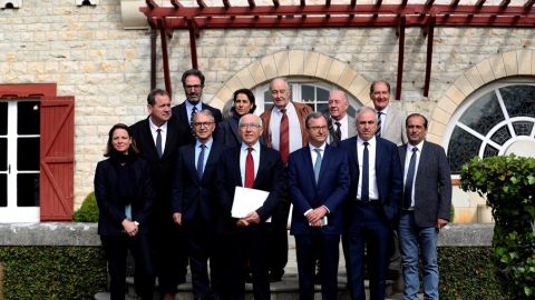 Personalidades internacionales llegan a Cambo al acto sobre el fin de ETA Personalidades internacionales llegan a Cambo al acto sobre el fin de ETA