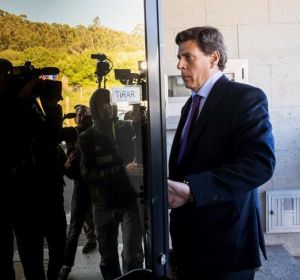 Juan Carlos Quer en los juzgados de Ribeira Juan Carlos Quer en los juzgados de Ribeira