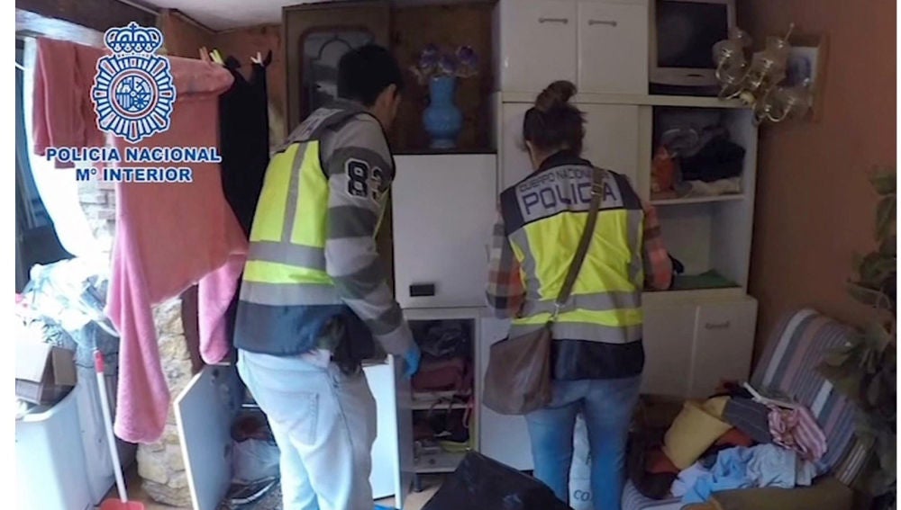 La Policía Nacional desarticula en Córdoba una banda que explotaba laboralmente a rumanos