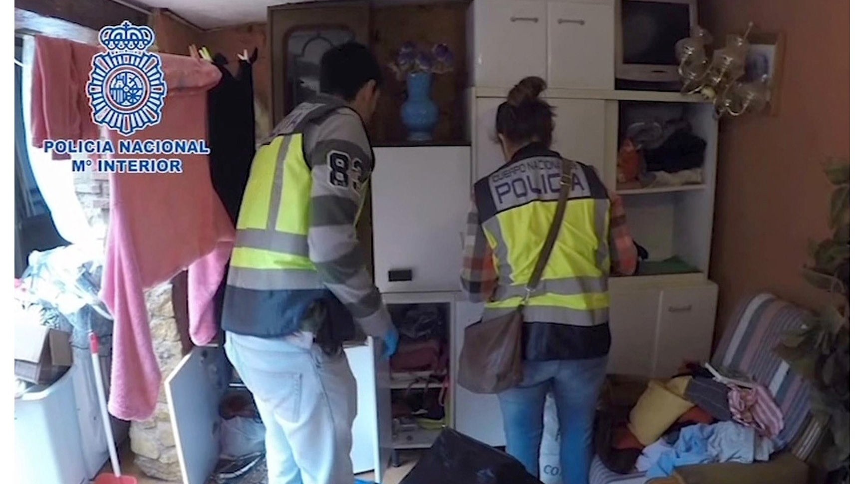 Desarticulan una banda que explotaba laboralmente a rumanos en Córdoba Desarticulan una banda que explotaba laboralmente a rumanos en Córdoba