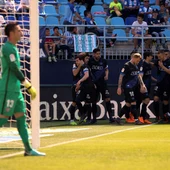 Los jugadores del Alavés celebran uno de los goles contra el Málaga Los jugadores del Alavés celebran uno de los goles contra el Málaga