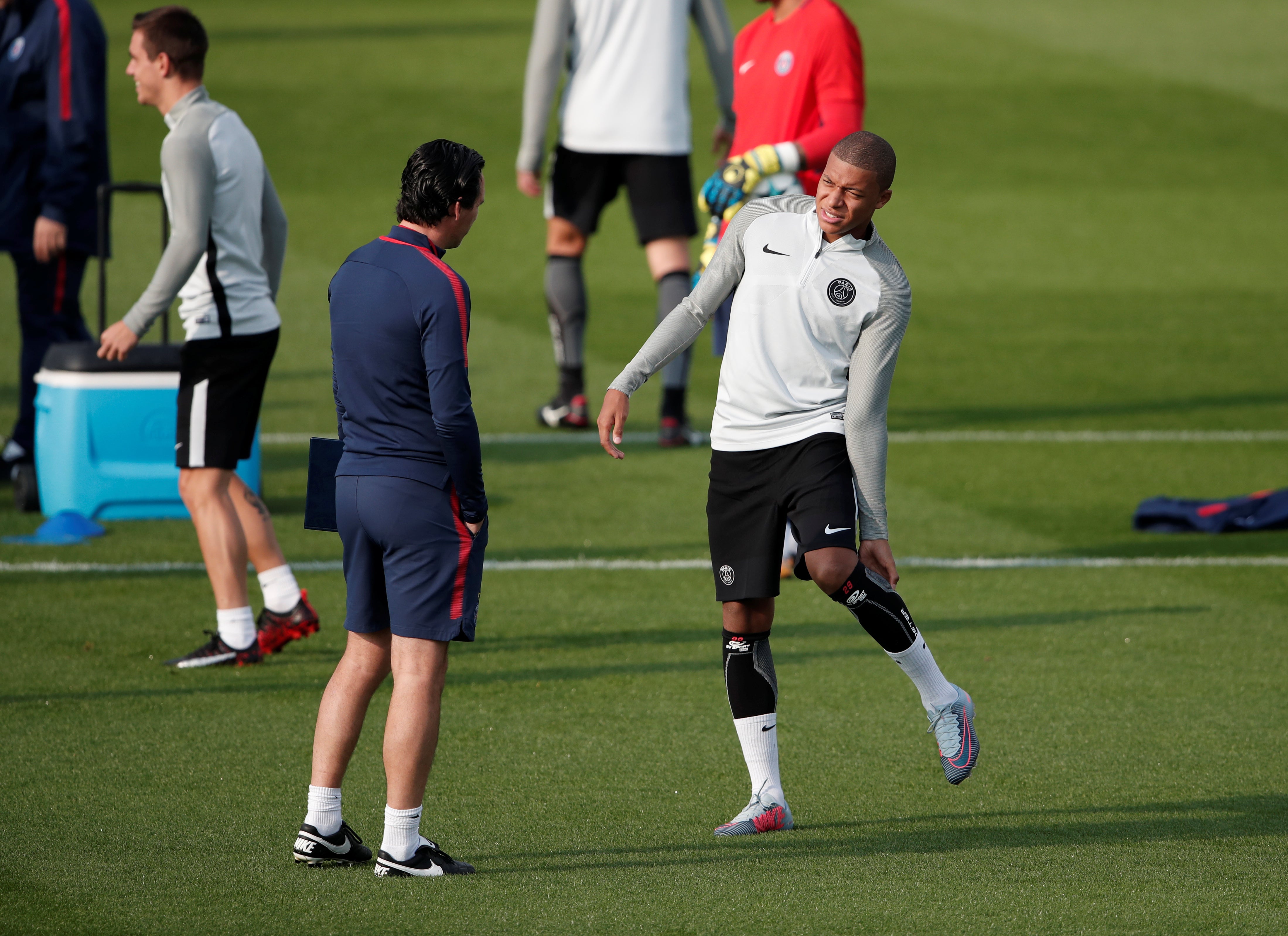 Unai Emery: "Mbappé quería ir al Real Madrid o al Barcelona" Unai Emery: "Mbappé quería ir al Real Madrid o al Barcelona"