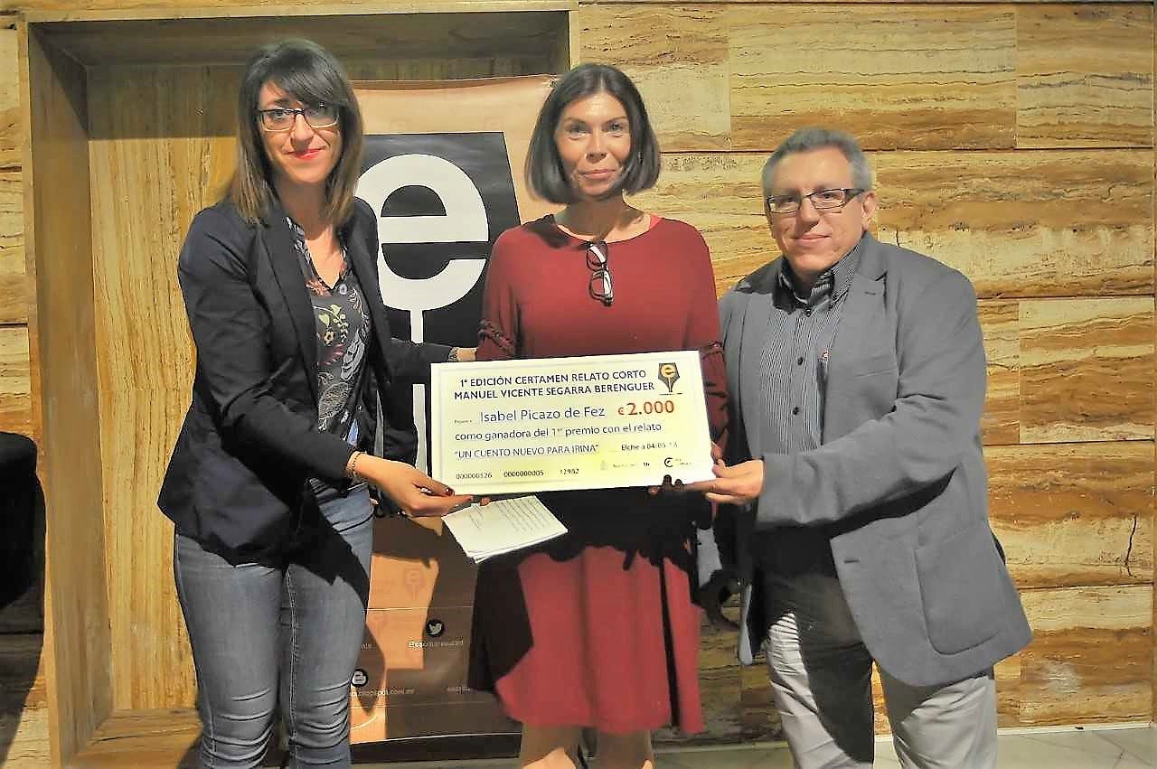Isabel Picazo de Fez se alza con el I Certamen Literario ‘Manuel Vicente Segarra Berenguer’ Isabel Picazo de Fez se alza con el I Certamen Literario ‘Manuel Vicente Segarra Berenguer’