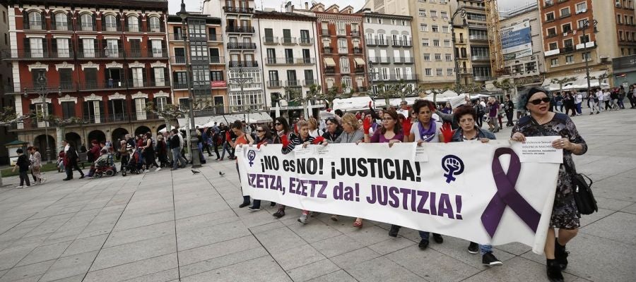Concentración en Pamplona contra la sentencia de La Manada Concentración en Pamplona contra la sentencia de La Manada