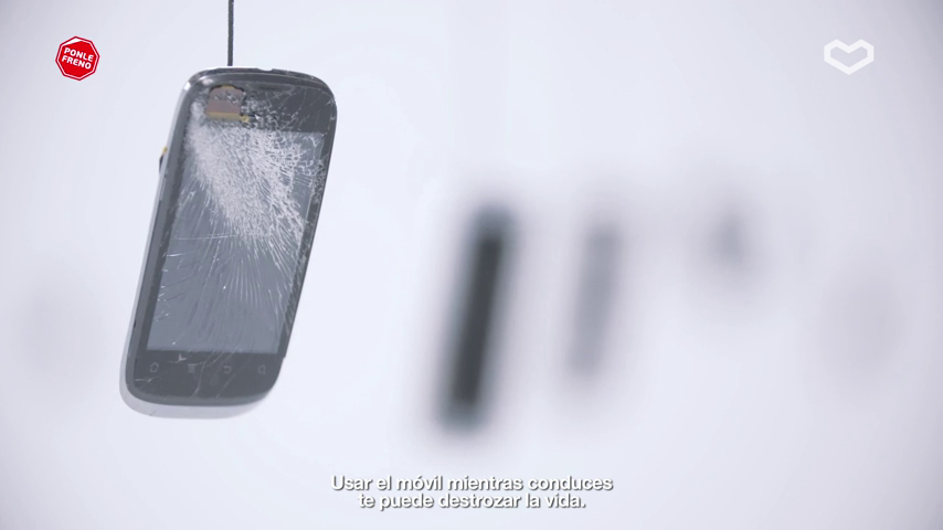 Cuatro de cada diez conductores sancionados por distracciones en Asturias estaban usando el móvil Cuatro de cada diez conductores sancionados por distracciones en Asturias estaban usando el móvil