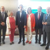 El ministro De la Serna presentaba ayer en Reinosa las alternativas de la conexión de alta velocidad desde Aguilar de Campoo a Reinosa.