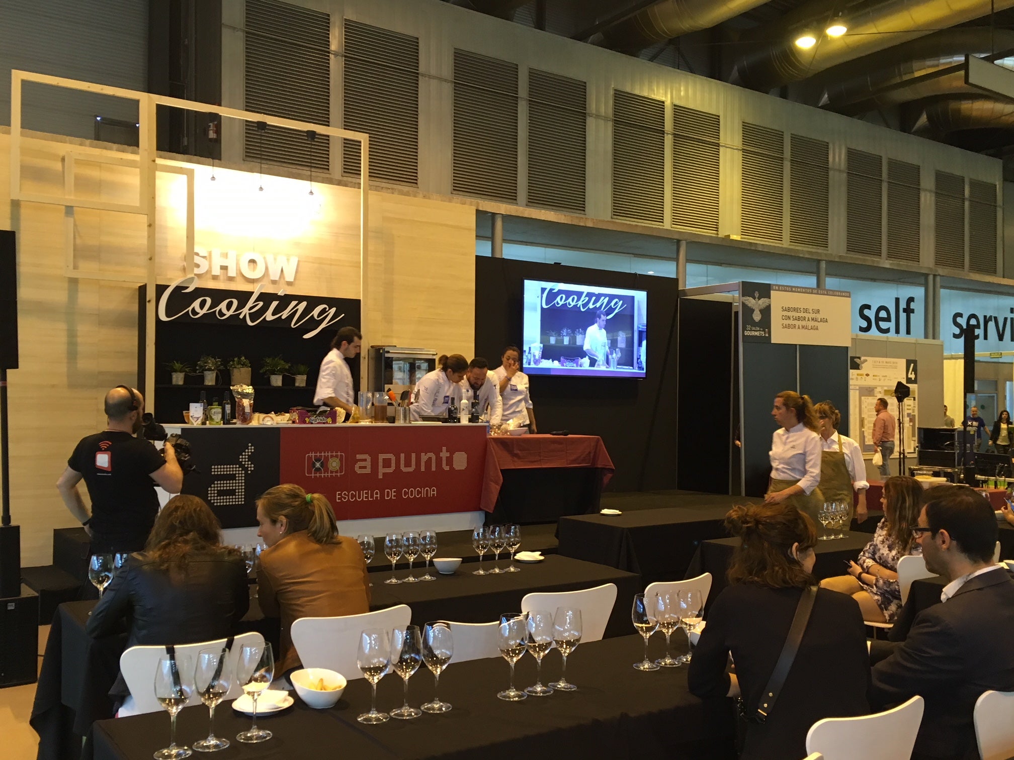 La 37ª edición del Salón Gourmets arranca este lunes con más de 55.000 productos y presencia extremeña con sus DOP e IGP´s La 37ª edición del Salón Gourmets arranca este lunes con más de 55.000 productos y presencia extremeña con sus DOP e IGP´s