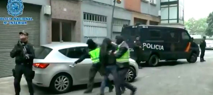 Detenidos cinco yihadistas en España y Marruecos por impulsar la estrategia de atentados de Daesh Detenidos cinco yihadistas en España y Marruecos por impulsar la estrategia de atentados de Daesh
