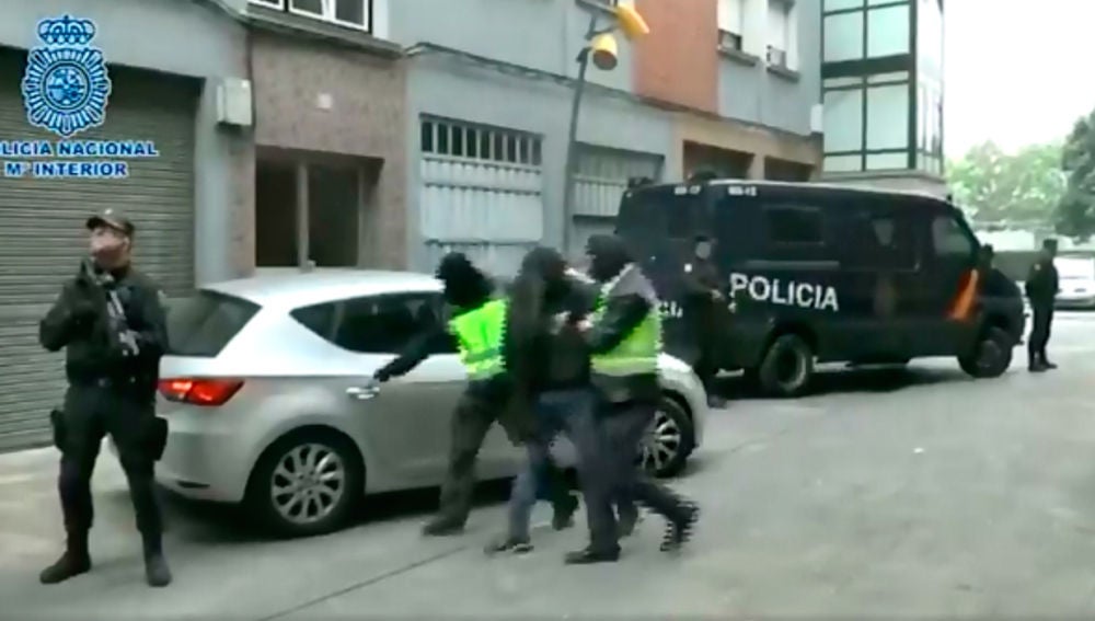 Detenidos cinco yihadistas en España y Marruecos por impulsar la estrategia de atentados de Daesh