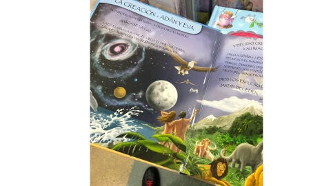 Y Dios cre&oacute; el mundo, y a Ad&aacute;n y Eva