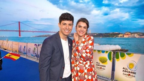Alfred y Amaia en la "alfombra azul" que dio comienzo a Eurovisi&oacute;n
