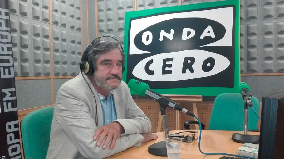 Andoni Unzalu en los estudios de Onda Cero Andoni Unzalu en los estudios de Onda Cero