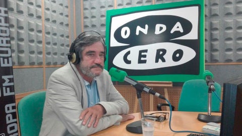 Andoni Unzalu en los estudios de Onda Cero