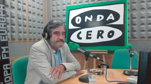 Andoni Unzalu en los estudios de Onda Cero Andoni Unzalu en los estudios de Onda Cero