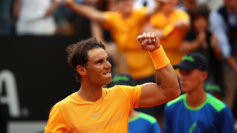 Nadal celebra su triunfo sobre Shapovalov