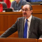 El presidente de Aragón, Javier Lambán, en el pleno