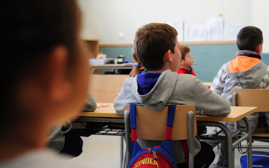 El Govern prepara un pla pilot per combatre els discursos d’odi des de les escoles El Govern prepara un pla pilot per combatre els discursos d’odi des de les escoles
