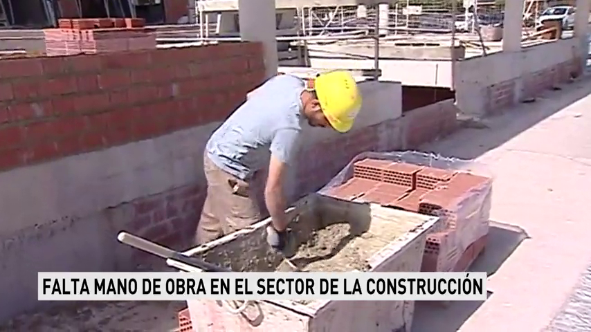 Los sindicatos recuerdan a las empresas que con 100 euros se puede prevenir un accidente laboral Los sindicatos recuerdan a las empresas que con 100 euros se puede prevenir un accidente laboral