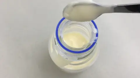 Mayonesas mas ligeras con un espesante natural Mayonesas mas ligeras con un espesante natural