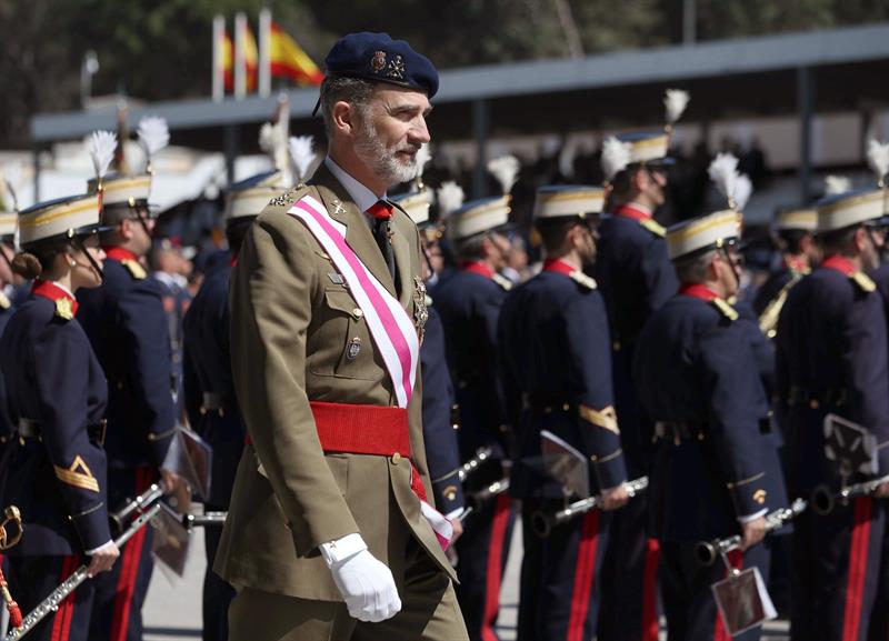 La Guardia Real reafirma ante el Rey la defensa de la Constitución La Guardia Real reafirma ante el Rey la defensa de la Constitución