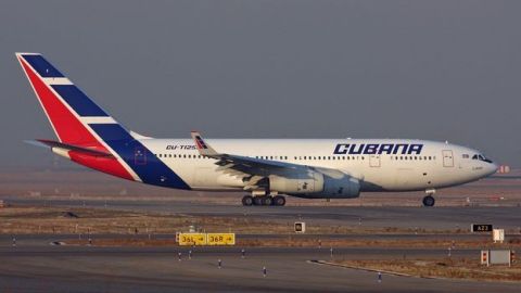 Avi&oacute;n de la compa&ntilde;&iacute;a Cubana de Aviaci&oacute;n