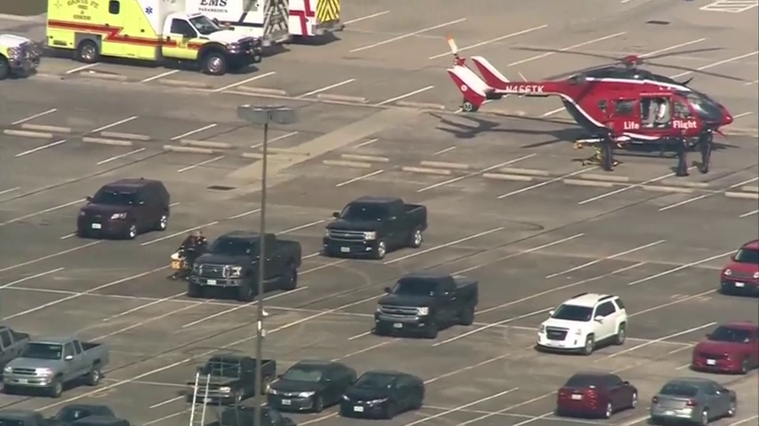 Al menos 10 muertos y varios heridos en el tiroteo en un instituto de Texas Al menos 10 muertos y varios heridos en el tiroteo en un instituto de Texas