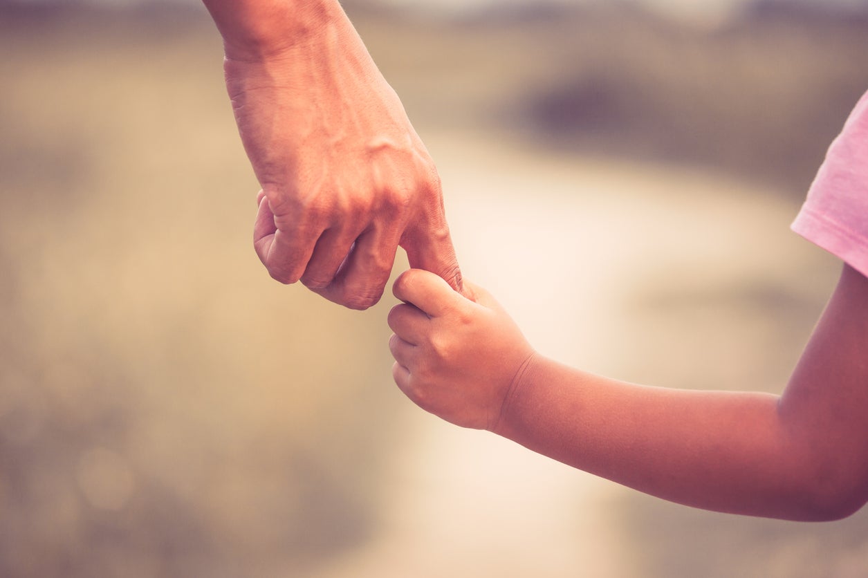 Prisión para una mujer que simuló la muerte de su hijo para apartarlo del padre Prisión para una mujer que simuló la muerte de su hijo para apartarlo del padre
