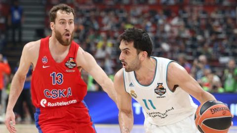 Campazzo con Sergio Rodr&iacute;guez. 