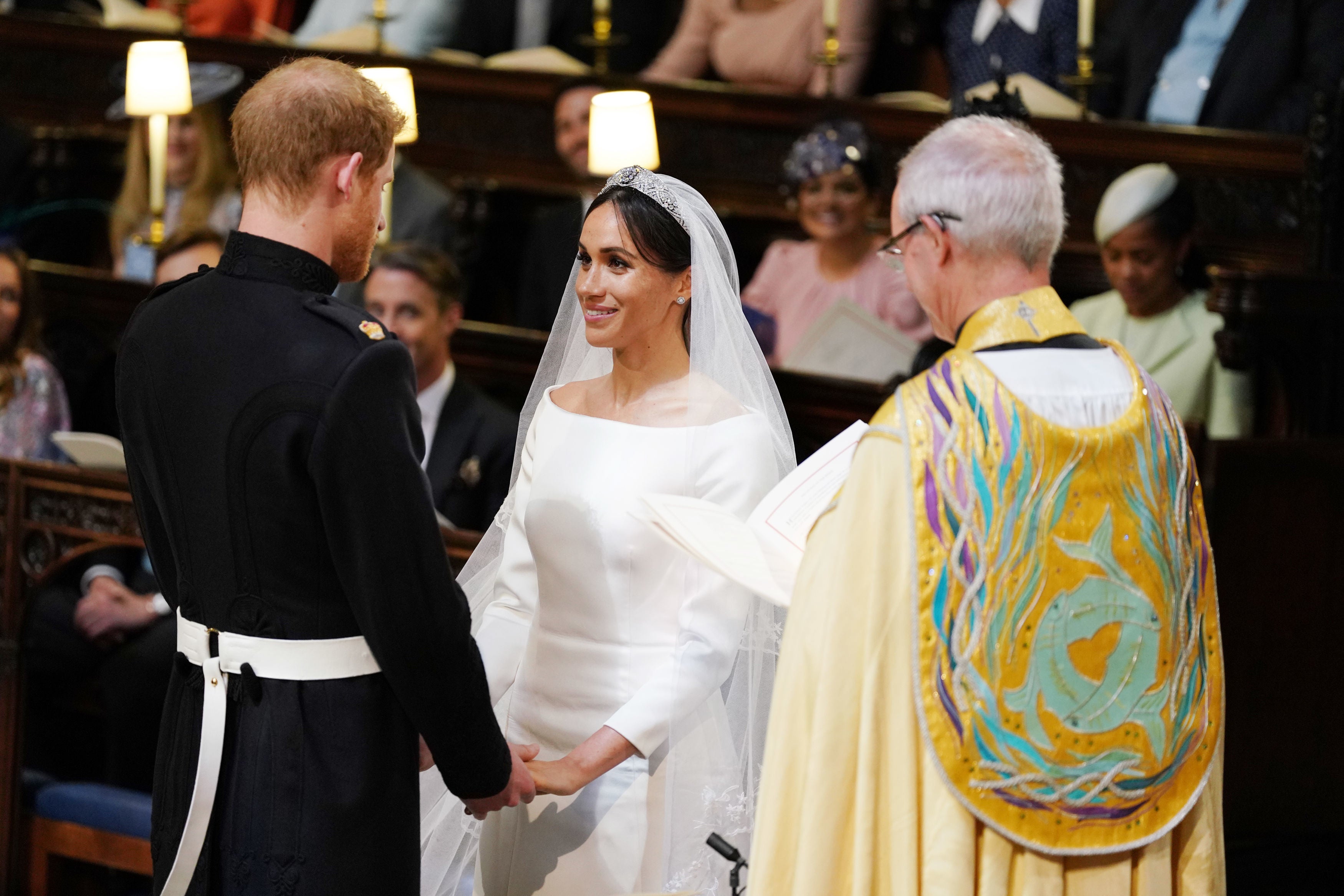 Meghan Markle no promete obediencia al príncipe Harry en sus votos siguiendo los pasos de Lady Di Meghan Markle no promete obediencia al príncipe Harry en sus votos siguiendo los pasos de Lady Di