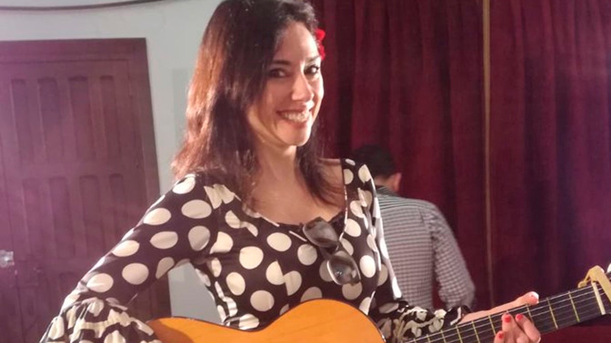 Marta Flich: ¿Qué cosas hacemos cuando salimos de fiesta? Marta Flich: ¿Qué cosas hacemos cuando salimos de fiesta?