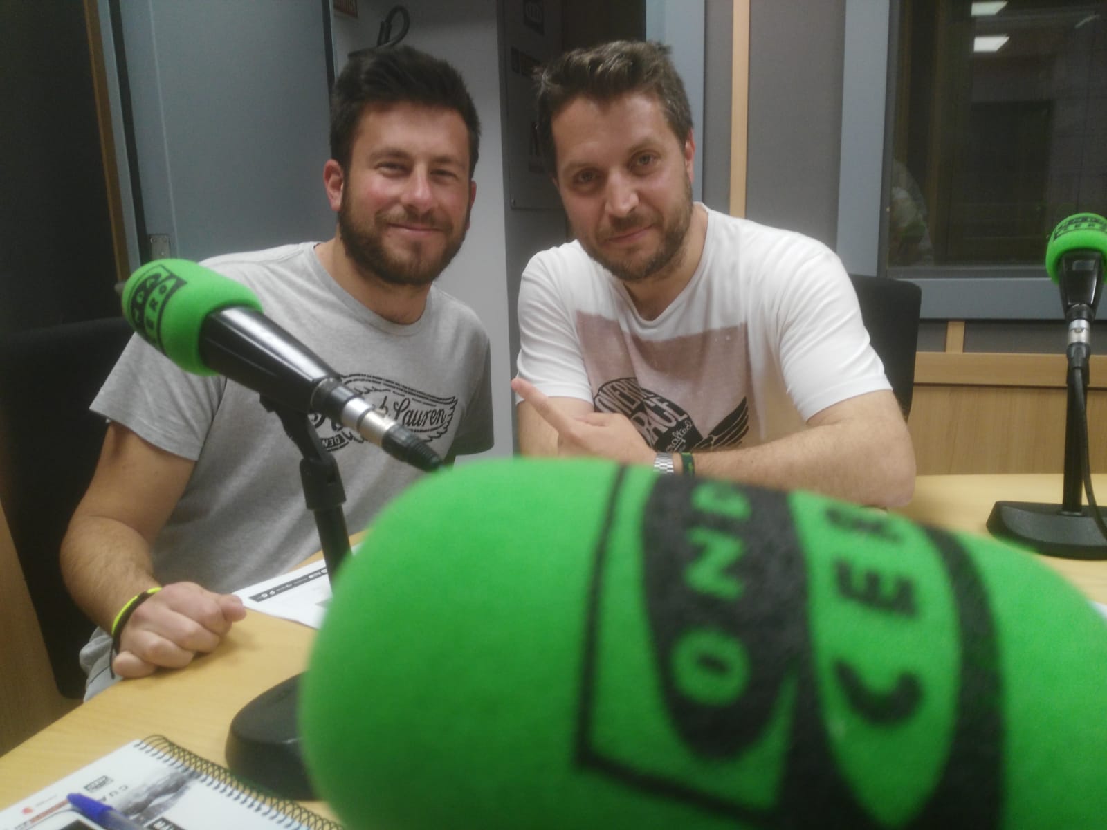 Jose González: "La mayoría de los futbolistas han sido profesionales sin premio" Jose González: "La mayoría de los futbolistas han sido profesionales sin premio"