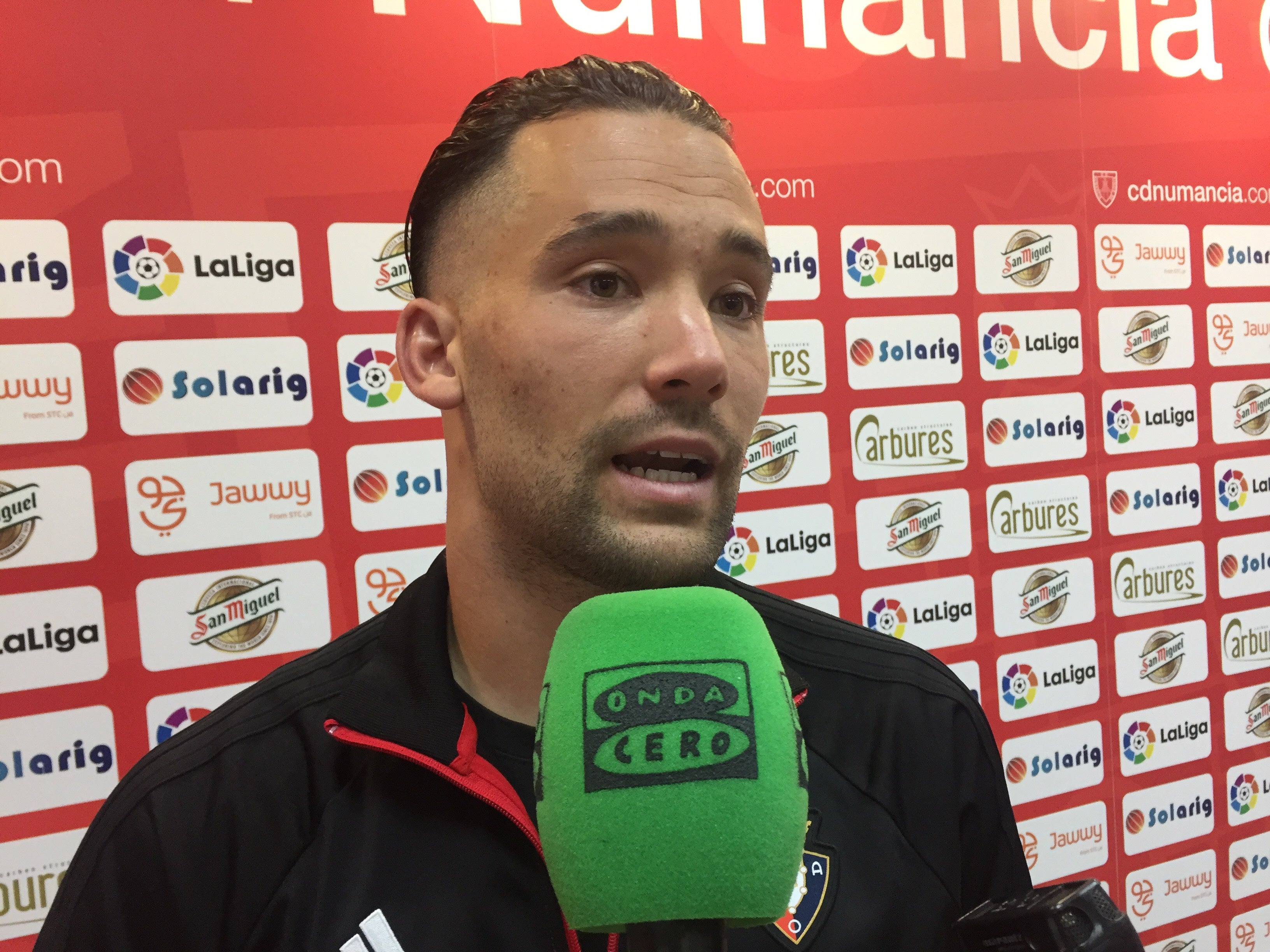 Quique González: Buenos recuerdos de Osasuna, pero solo pensamientos para ganar en el Sadar Quique González: Buenos recuerdos de Osasuna, pero solo pensamientos para ganar en el Sadar