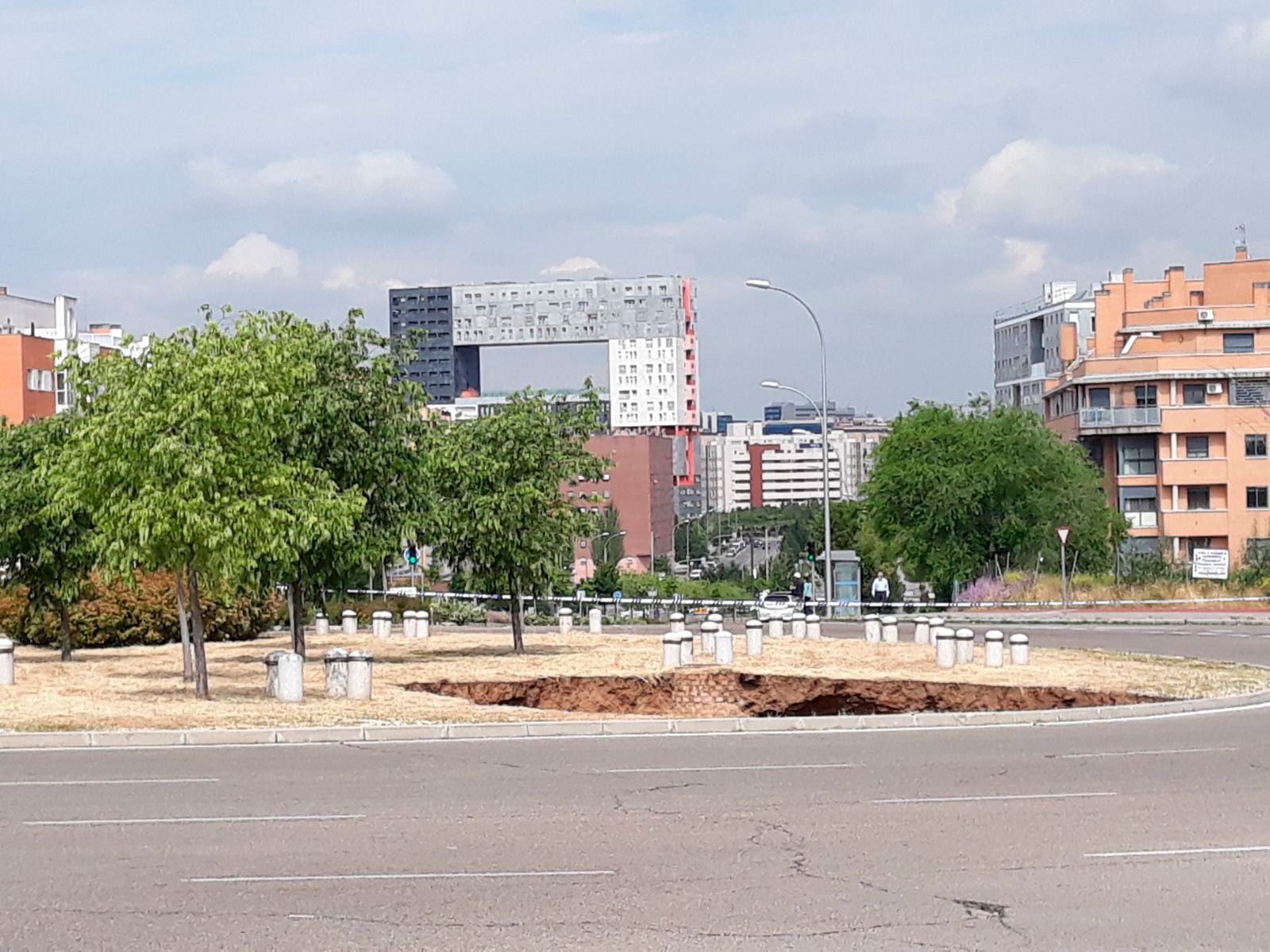 Una avería del Canal de Isabel II deja sin suministro de agua miles de vecinos en Madrid Una avería del Canal de Isabel II deja sin suministro de agua miles de vecinos en Madrid