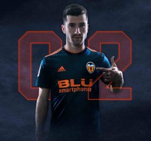 José Luis Gayá renueva con el Valencia José Luis Gayá renueva con el Valencia