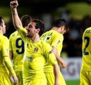 Cazorla durante su estancia en el Villarreal CF Cazorla durante su estancia en el Villarreal CF