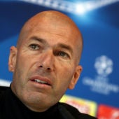 Zinedine Zidane, en la rueda de prensa durante el Media Day
