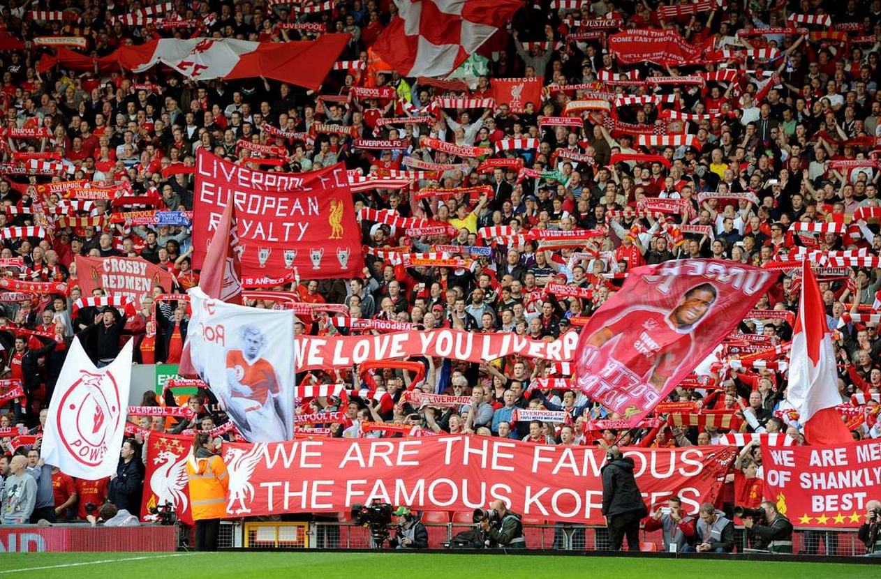 Más de mil aficionados del Liverpool con entrada y vuelo no pueden llegar a Kiev por problemas entre autoridades inglesas y ucranianas Más de mil aficionados del Liverpool con entrada y vuelo no pueden llegar a Kiev por problemas entre autoridades inglesas y ucranianas