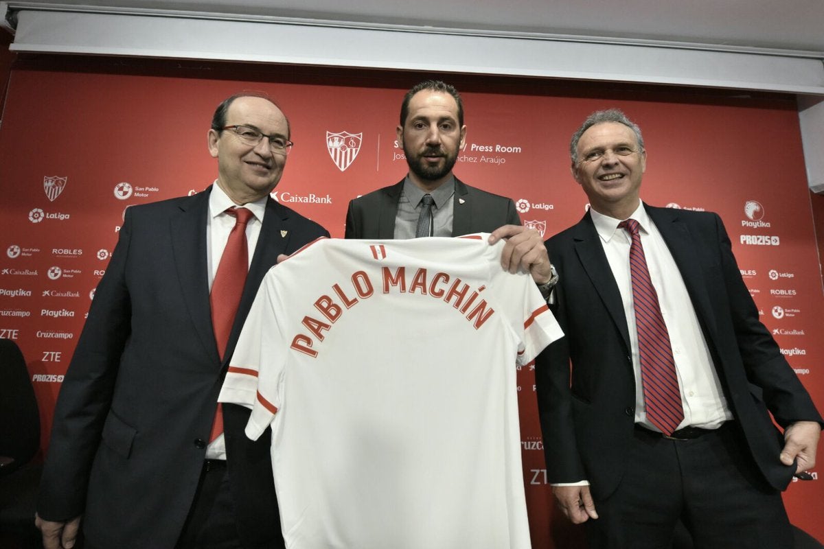Pablo Machín: "Cuento con Lenglet y me gustaría que en N´Zonzi estuviera implicado en el proyecto" Pablo Machín: "Cuento con Lenglet y me gustaría que en N´Zonzi estuviera implicado en el proyecto"