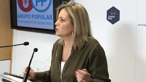 Aurora Galisteo, viceportavoz del PP en el Ayuntamiento Aurora Galisteo, viceportavoz del PP en el Ayuntamiento